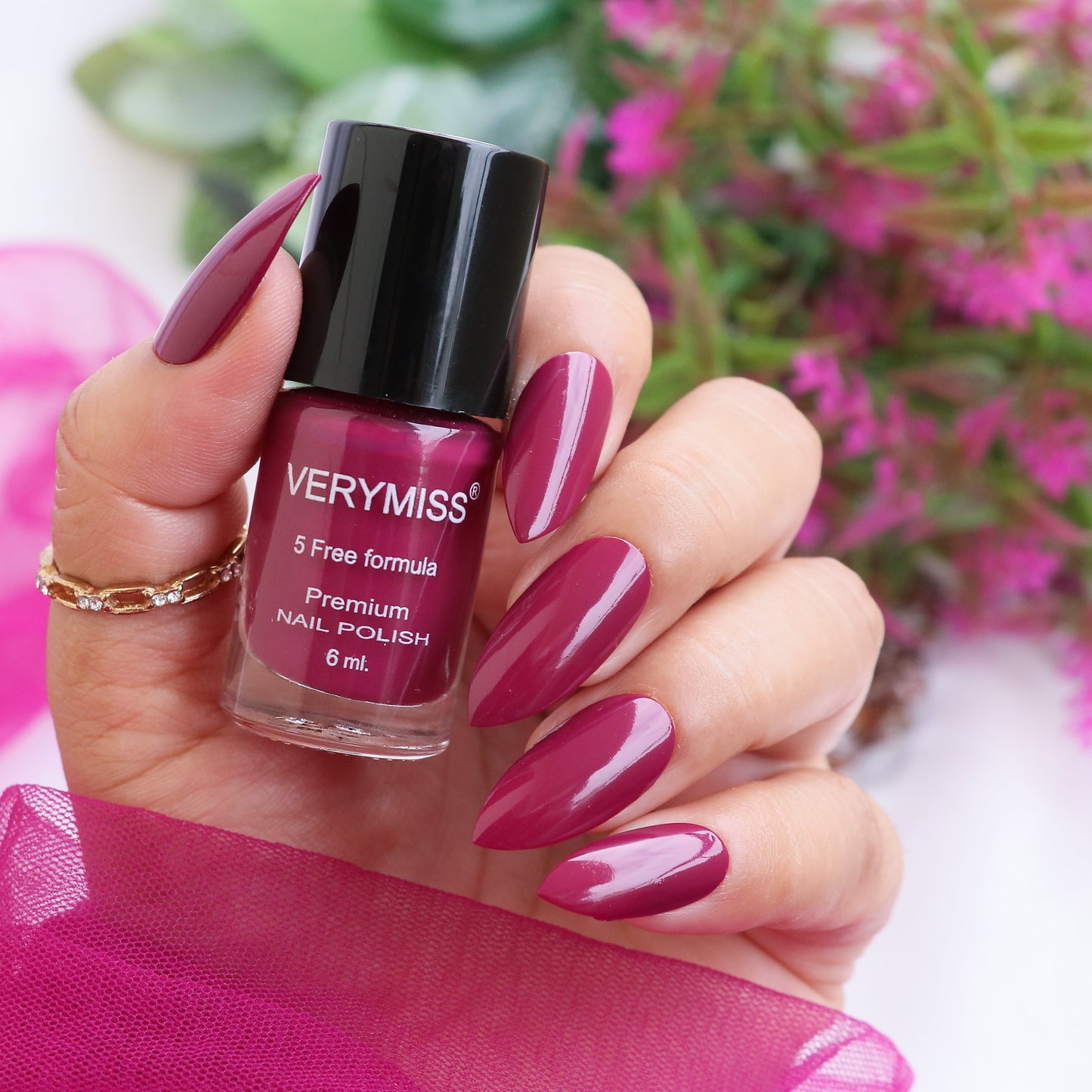 Glossy Nail Polish Kit (Set Of 5)